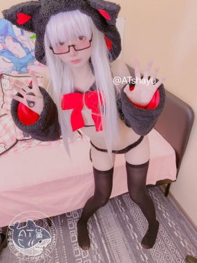 AT鲨 喵喵觐见[50P-9MB]