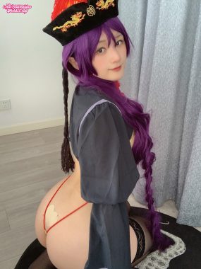 Zyra秋 奶光僵尸娘自拍[29P-73MB]