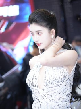 网红车模BB酱照片视频合集 现场车展外拍多套服饰生图1150P 照片+视频合计44.24GB[网盘下载]