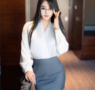 [XIUREN秀人网]麦田合集下载