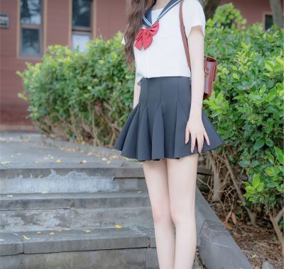 [XIUREN秀人网]拍黄瓜girl合集下载