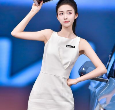 网红车模李凉凉 2019-2024年681个视频和2538张照片合集 视频照片总共12.47GB[网盘下载]